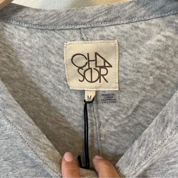 Chaser Brand Crew Neck Tee-Shirt Grey Size Medium NWT - Picture 2 of 7